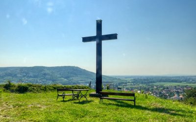 Rundwanderung über das Friedenskreuz auf dem Kogelberg bei Zöbing