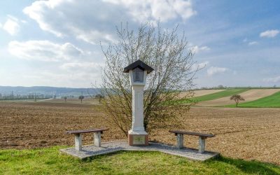 Der ehemalige Wanderweg Inzersdorf-Getzersdorf Südwest (rot)